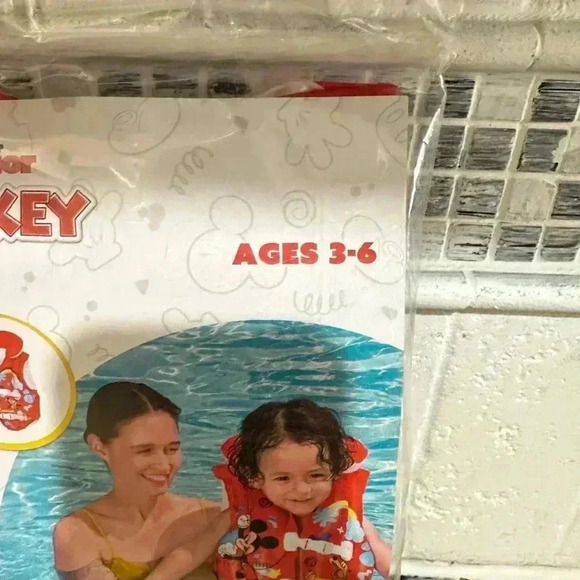 Bestway Mickey Mouse Swim Vest, Red, Ages 3-6 - Picture 4 of 9